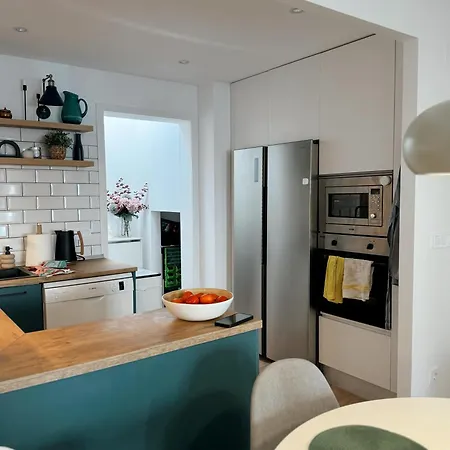 Hébergement de vacances 4 Bedrooms *